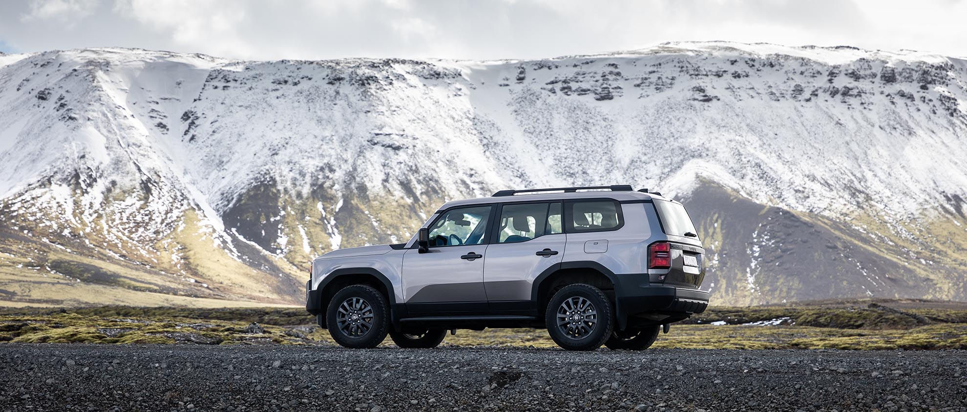 Seasonal Self-Drive Itineraries in Iceland: What’s Open When?