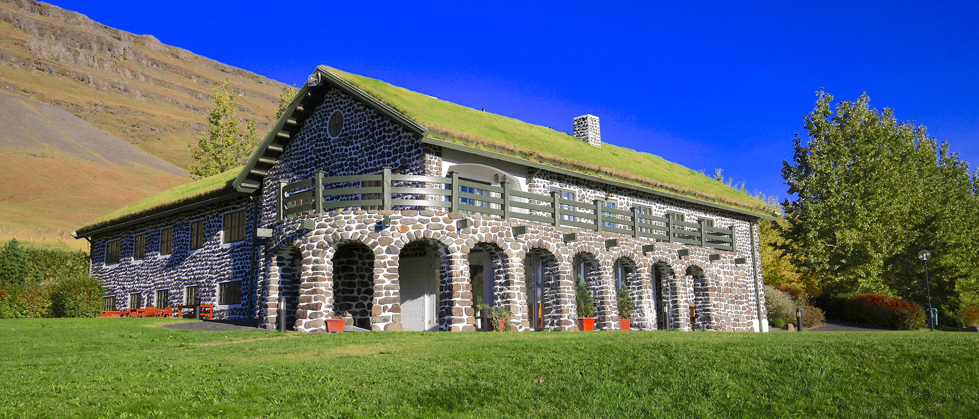 Skriduklaustur, Iceland: A Self-Drive Guide to History & Culture