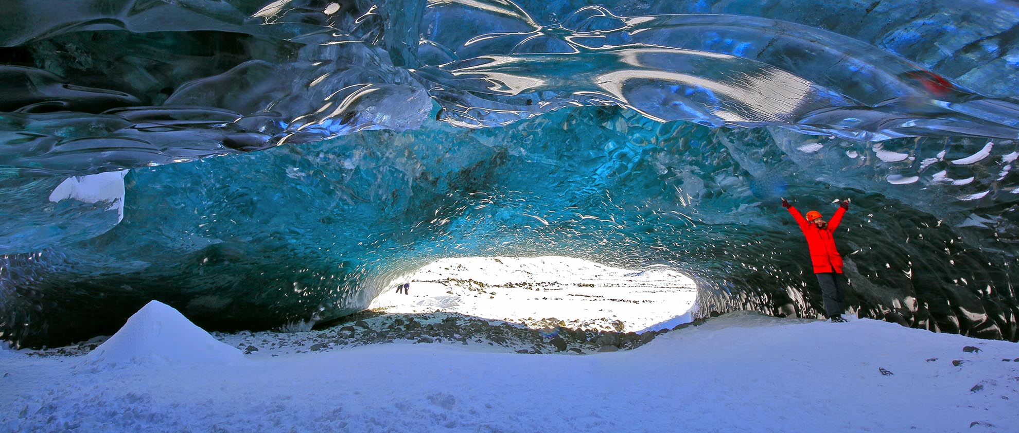 Contrary to popular belief, Iceland is not the coldest place in Europe during winter. Thanks to its coastal location and warm Atlantic currents, average temperatures are often milder than those in parts of Scandinavia or North America at similar latitudes.