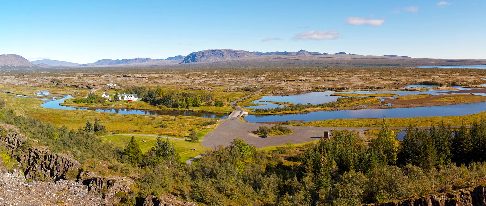 Discover the best times to visit Iceland’s Golden Circle. Explore seasonal highlights, travel tips, and how to self-drive this iconic route with car hire in Reykjavík or Keflavík Airport.