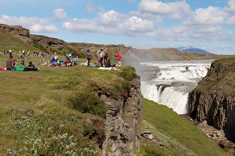 What to Wear in Iceland in Summer