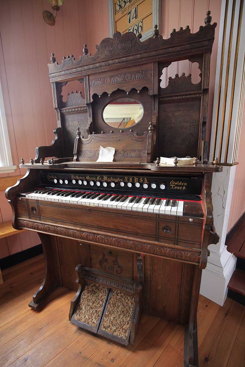 Old orgel in Reykholt