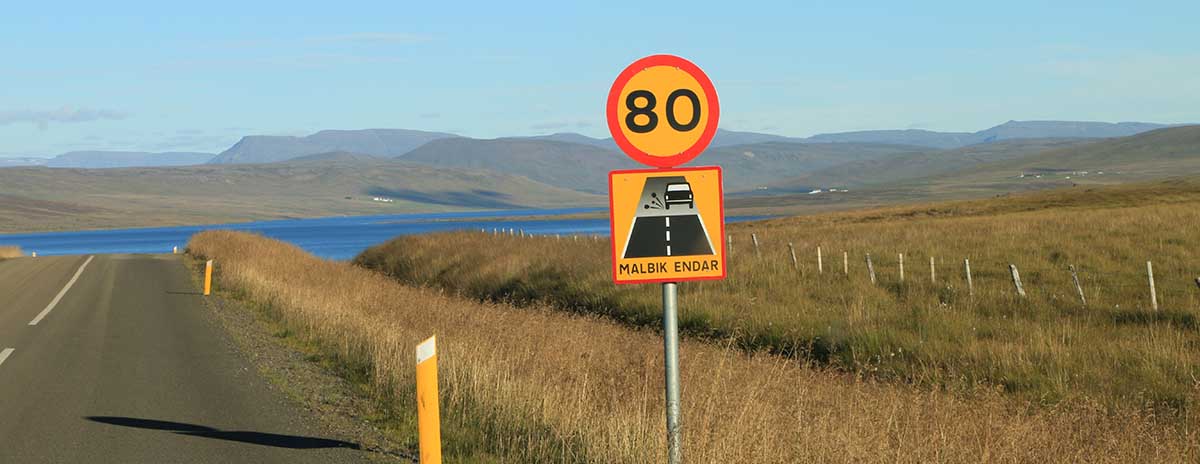 Iceland Traffic Signs
