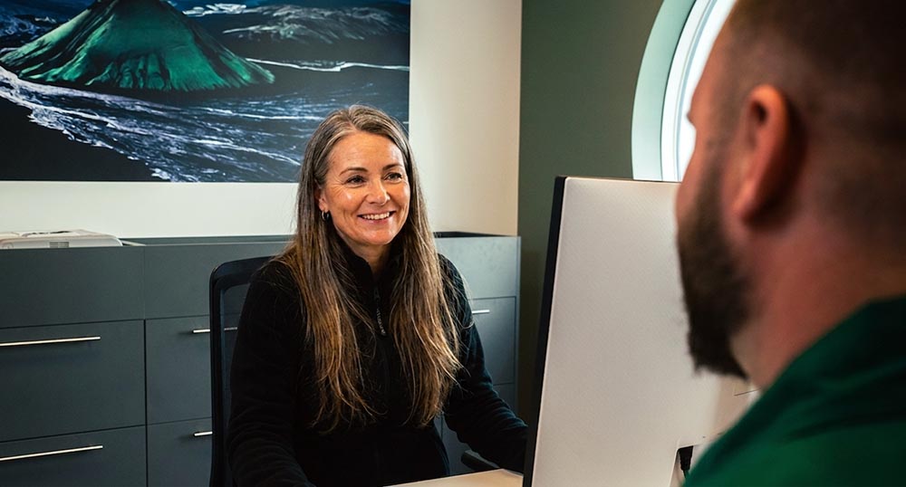 Customer collecting lease vehicle for long-term rental at Holdur- Europcar in Iceland