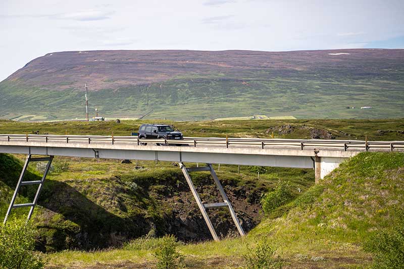 Car Hire in Iceland Bridge to Adventure