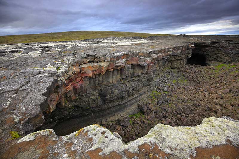 Surtshellir