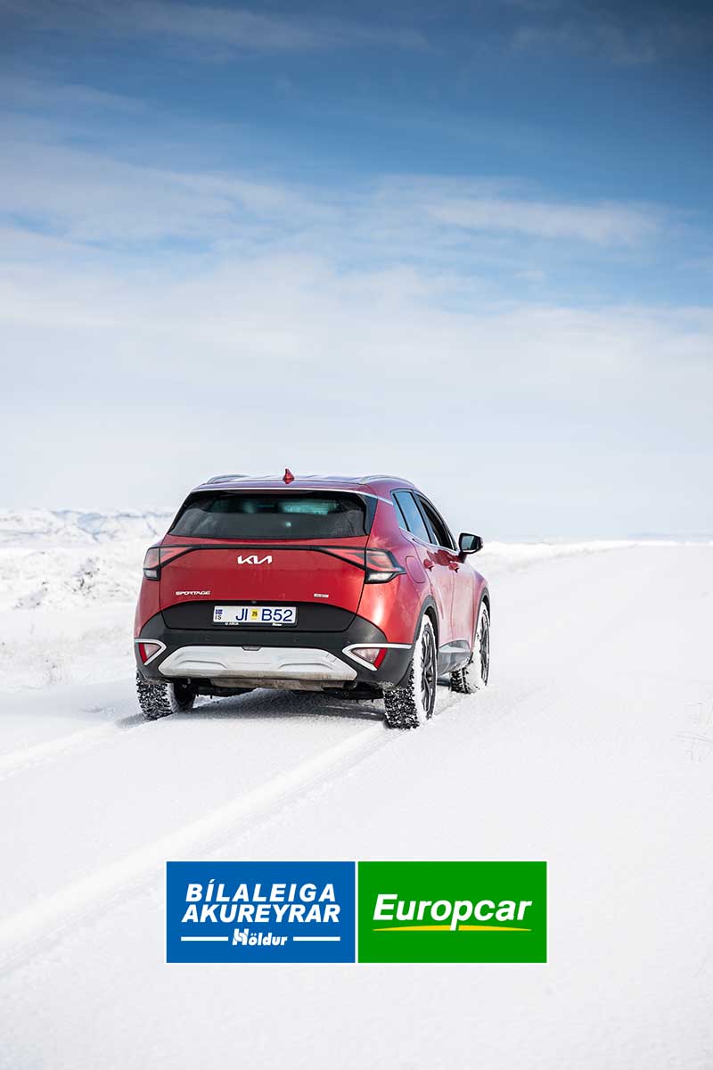 Kia sportage 4x4 SUV winter driving in Iceland