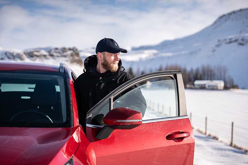 Iceland car rental winter time