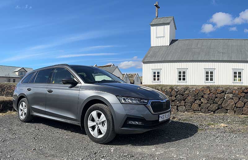 Choose Holdur Car Rental for Your Iceland Journey