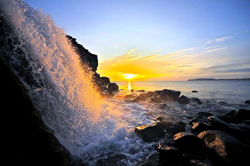 Iceland Daylight Hours by Month